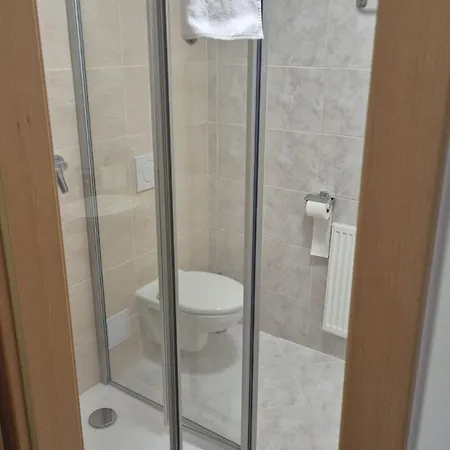 Hotel Wellness Radnice Dobrovice