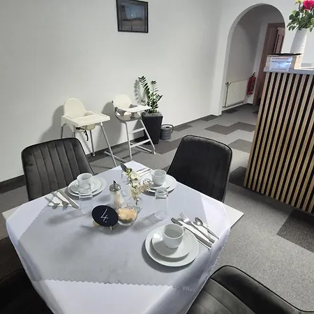 Hotel Hotel Wellness Radnice Dobrovice *