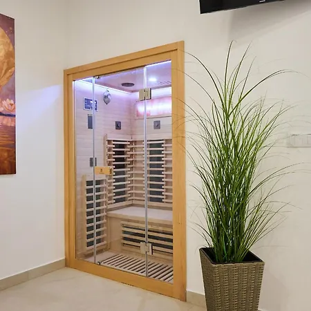 Hotel Hotel Wellness Radnice Dobrovice
