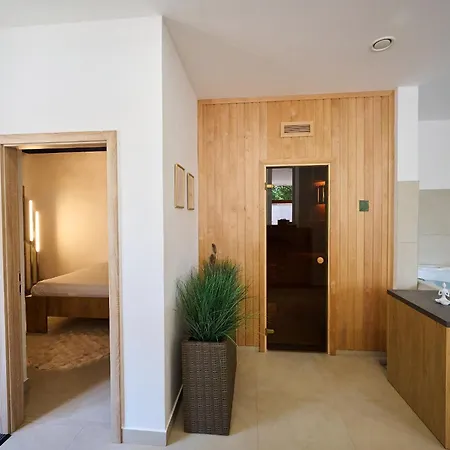 Wellness Radnice * Dobrovice