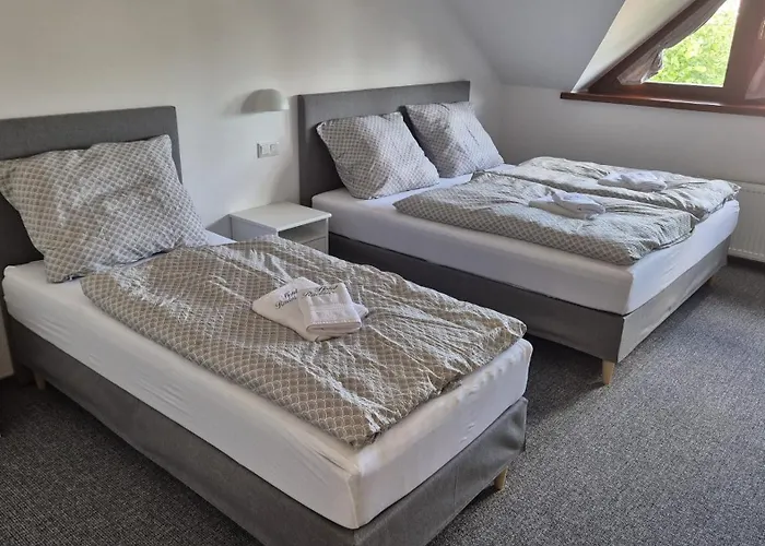 Radnice Hotel Dobrovice